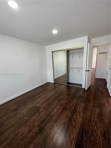 5803 Arthur St, Hollywood, FL 33021