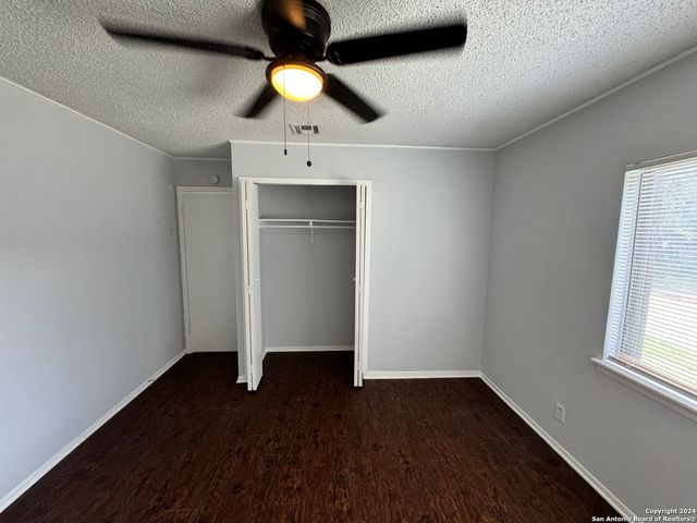 6604 SPRING HURST ST, San Antonio, TX 78249