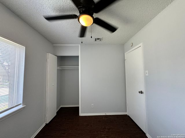 6604 SPRING HURST ST, San Antonio, TX 78249