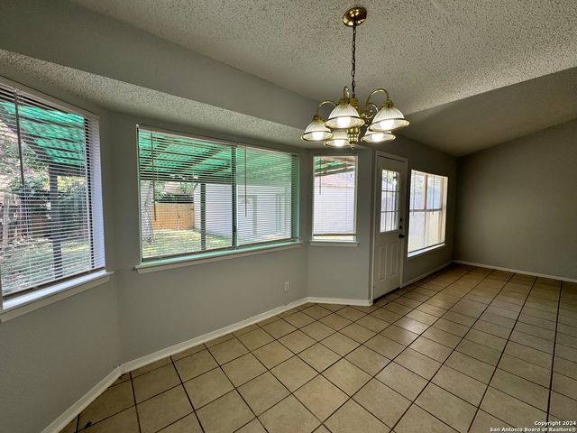 6604 SPRING HURST ST, San Antonio, TX 78249