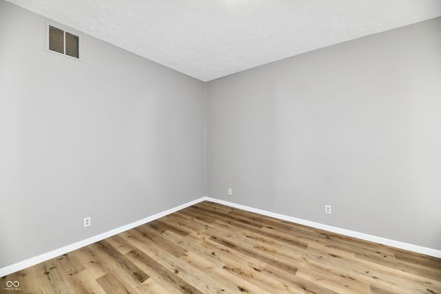 1538 S 17th Street, Terre Haute, IN 47802