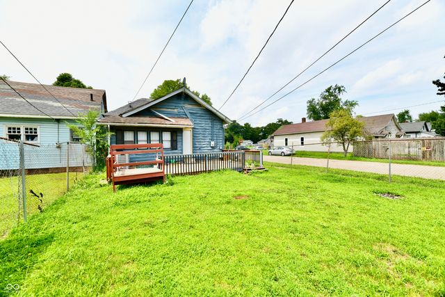 1538 S 17th Street, Terre Haute, IN 47802