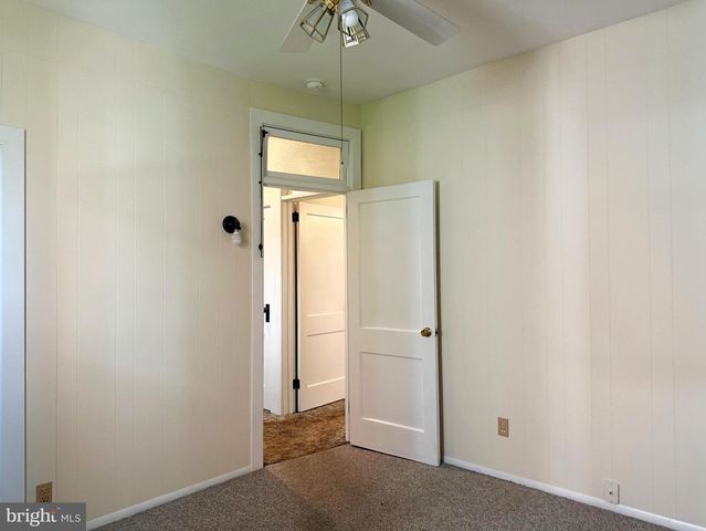 634 MAIN ST, Red Hill, PA 18076