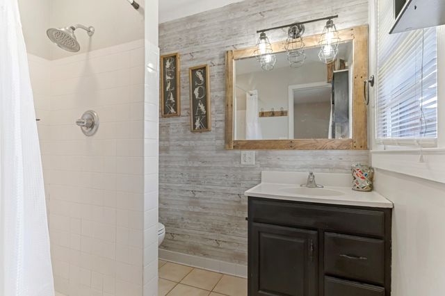 121 Hicks Drive, Inman, SC 29349