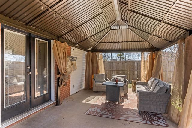 121 Hicks Drive, Inman, SC 29349