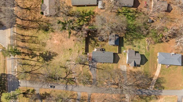 121 Hicks Drive, Inman, SC 29349