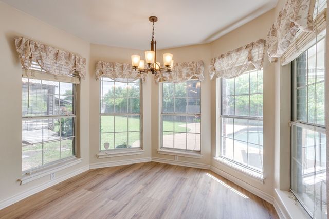 425 Hillside Drive, Aledo, TX 76008