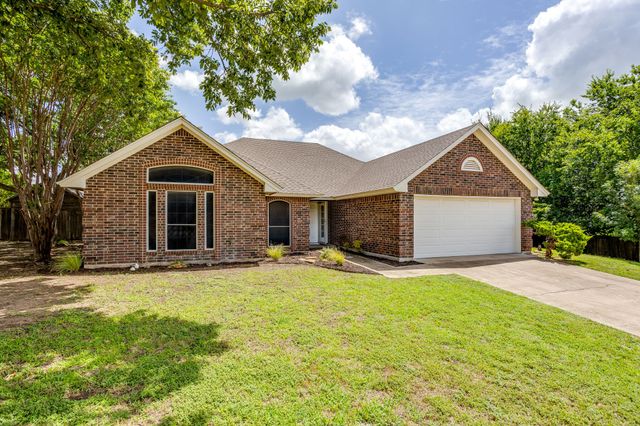 425 Hillside Drive, Aledo, TX 76008