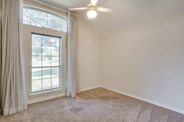 425 Hillside Drive, Aledo, TX 76008