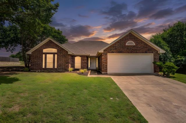 425 Hillside Drive, Aledo, TX 76008