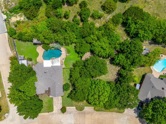 425 Hillside Drive, Aledo, TX 76008