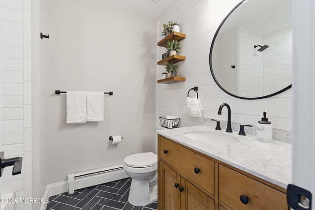 70 Innsbruck Drive, Toms River, NJ 08757