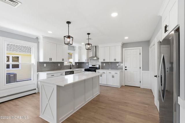 70 Innsbruck Drive, Toms River, NJ 08757