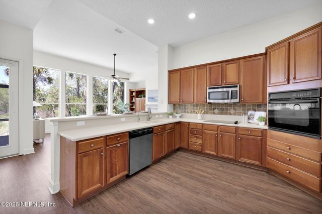 618 TIMBER POND Drive, Ponte Vedra Beach, FL 32082