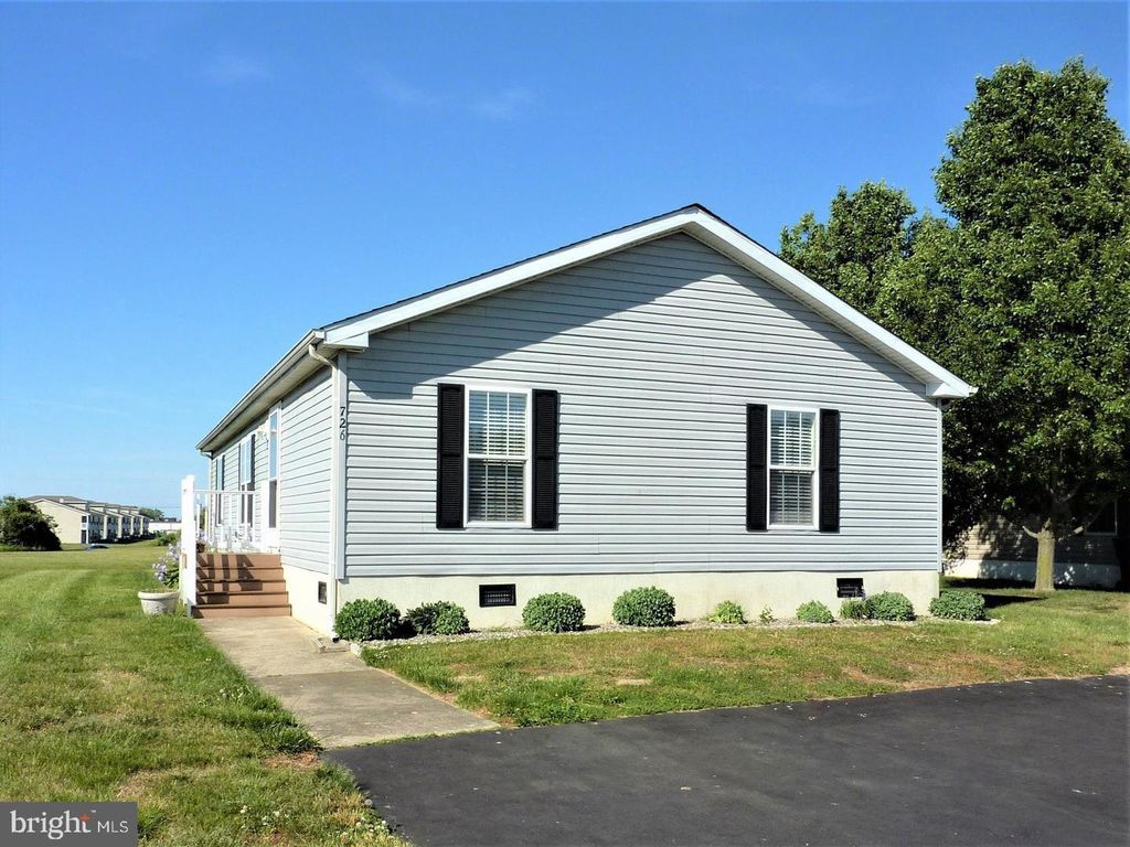 726 RADNOR LANE, Smyrna, DE 19977
