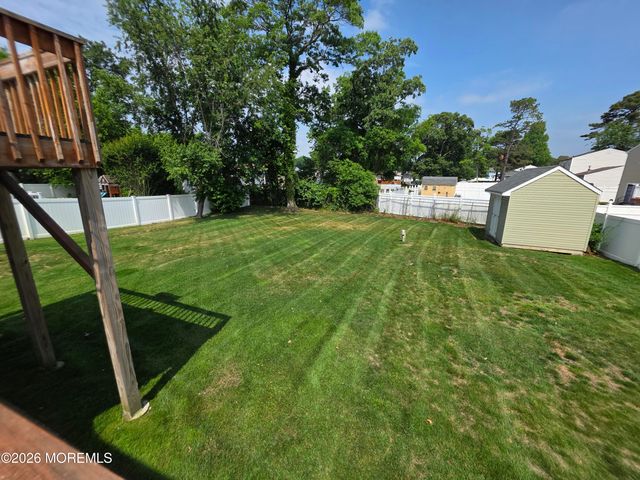 558 Mark Drive, Brick, NJ 08724