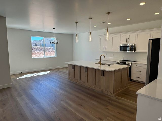 3319 W CIMARRON CIR, Cedar City, UT 84720