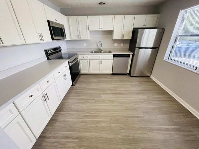 3725 Park Lane Villas Road, West Palm Beach, FL 33403