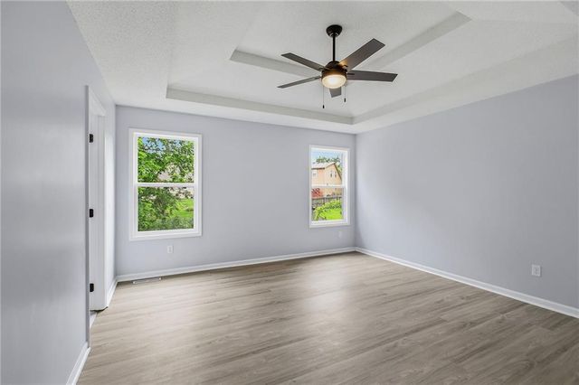 1130 SW Eastman Court, Blue Springs, MO 64015