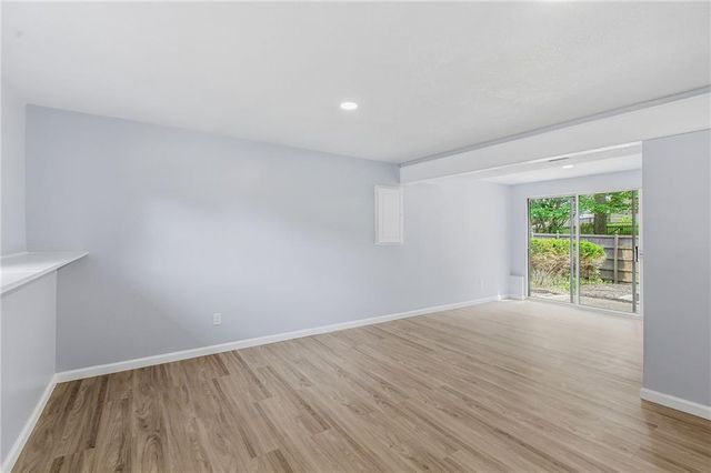 1130 SW Eastman Court, Blue Springs, MO 64015