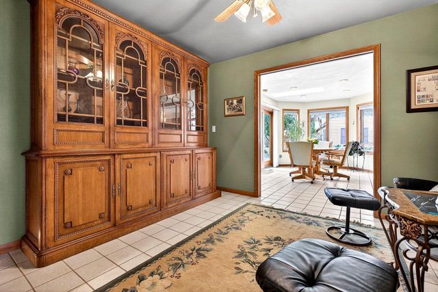 1305 ORCHARD COURT, Neenah, WI 54956