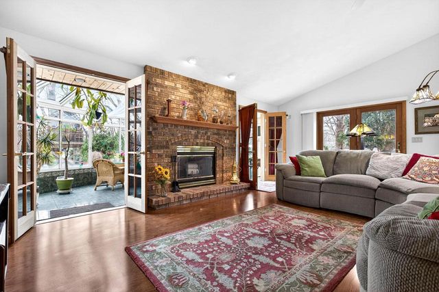 1305 ORCHARD COURT, Neenah, WI 54956