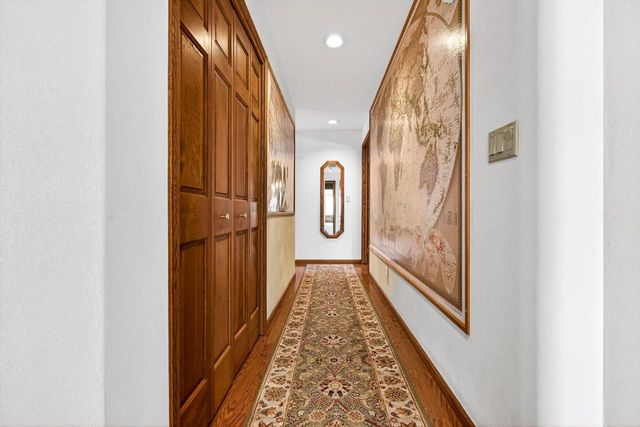 1305 ORCHARD COURT, Neenah, WI 54956