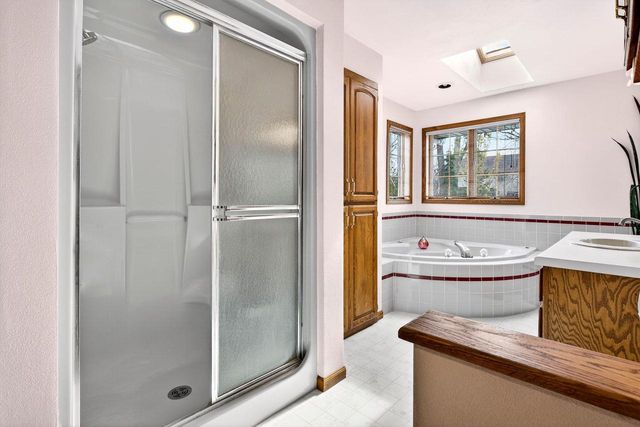 1305 ORCHARD COURT, Neenah, WI 54956