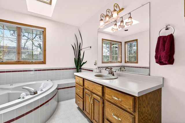 1305 ORCHARD COURT, Neenah, WI 54956