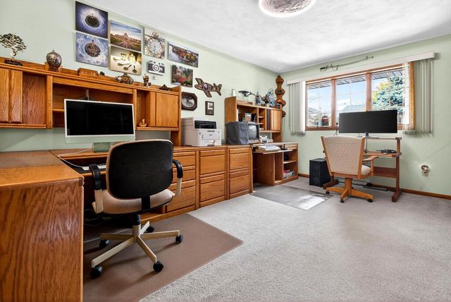 1305 ORCHARD COURT, Neenah, WI 54956