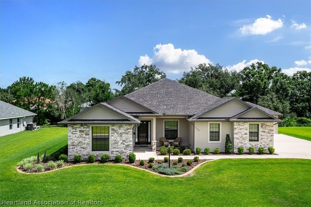 5068 Moss Hammock Trail, Sebring, FL 33872