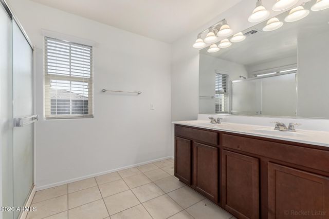 4084 E RANCH Road, Gilbert, AZ 85296