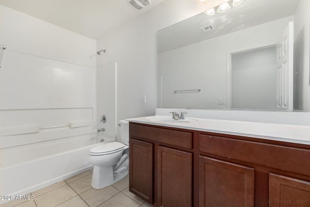 4084 E RANCH Road, Gilbert, AZ 85296