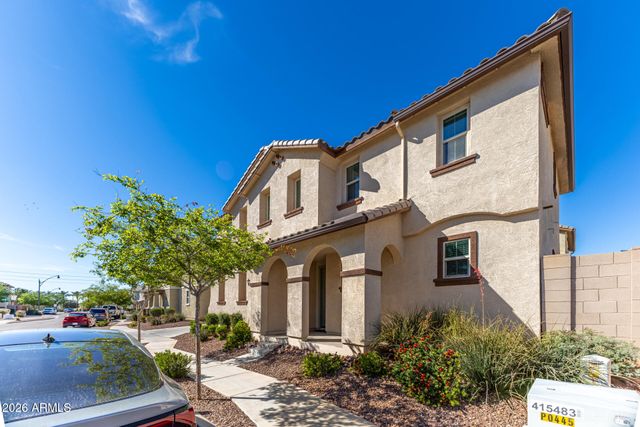 4084 E RANCH Road, Gilbert, AZ 85296