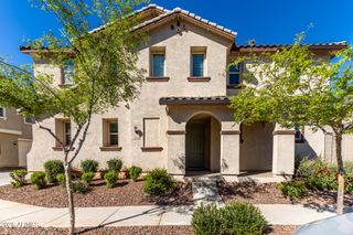 4084 E RANCH Road, Gilbert, AZ 85296