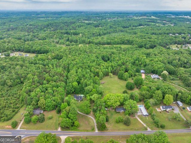 1290 Hoods Mill Road, Commerce, GA 30529