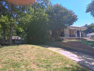 2517 Bomar Avenue 2517/2519, Fort Worth, TX 76103