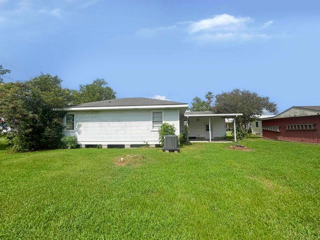 201 North Oak Street, Lockport, LA 70374