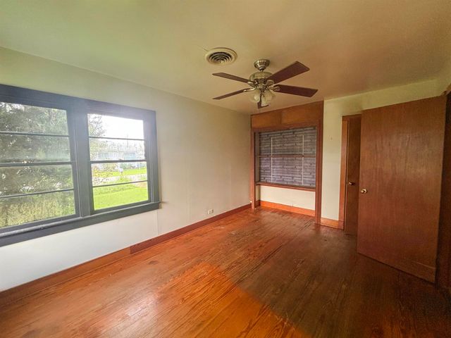 201 North Oak Street, Lockport, LA 70374