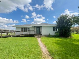 201 North Oak Street, Lockport, LA 70374