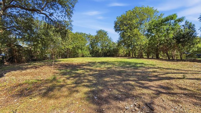 4216 Bonita Drive, Fort Worth, TX 76114