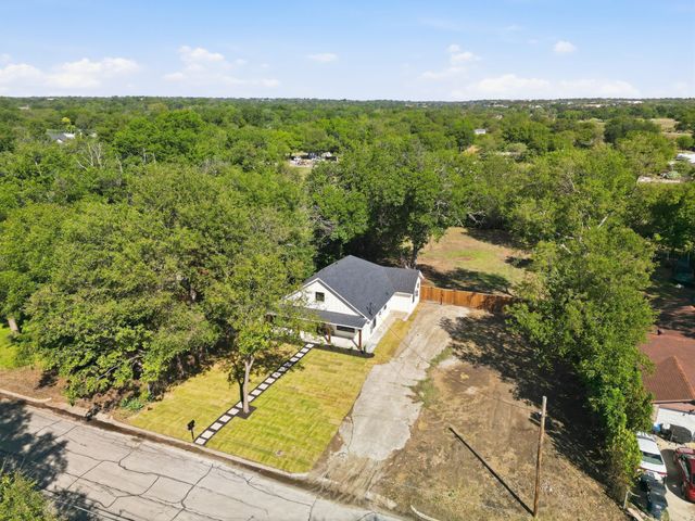 4216 Bonita Drive, Fort Worth, TX 76114
