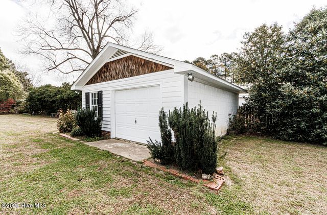 214 E Nash Street, Spring Hope, NC 27882