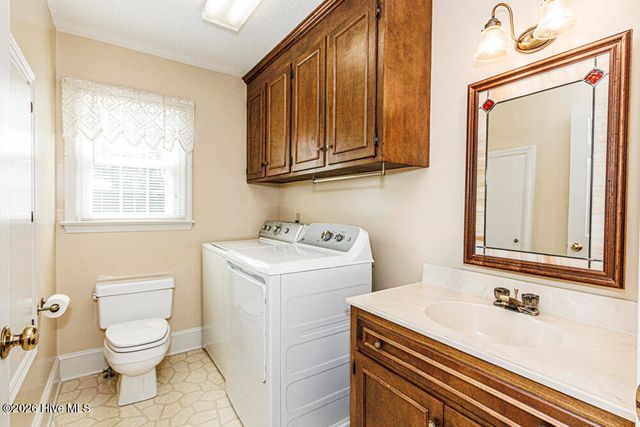 214 E Nash Street, Spring Hope, NC 27882