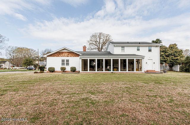 214 E Nash Street, Spring Hope, NC 27882