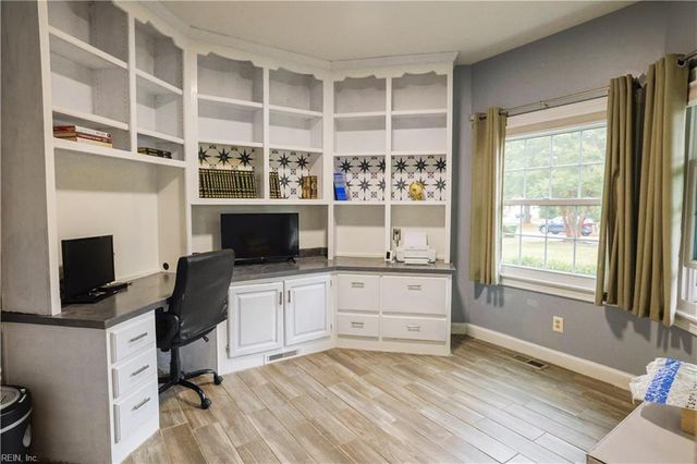 814 General Pickett DR, Suffolk, VA 23434