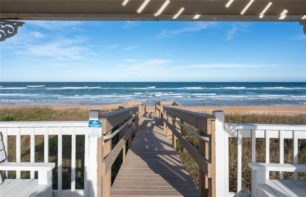 Image 43 of property listing at 3804 ISLAMORADA DRIVE, Ormond Beach, FL 32176