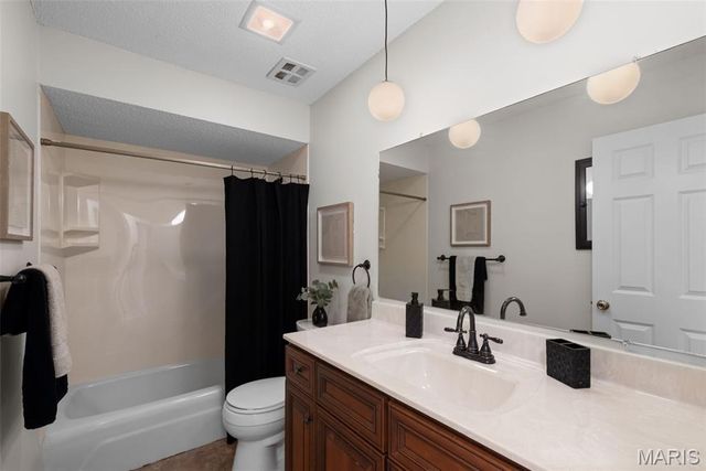 5023 Waringford Drive, Unincorporated, MO 63128