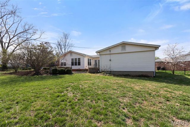 5023 Waringford Drive, Unincorporated, MO 63128