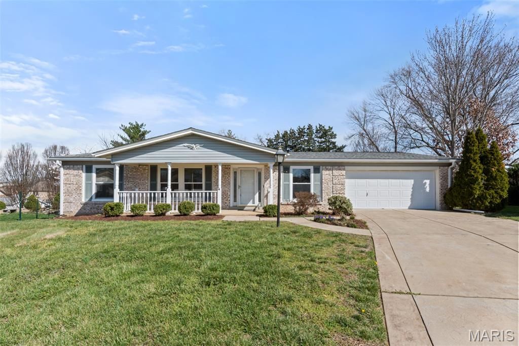 5023 Waringford Drive, Unincorporated, MO 63128